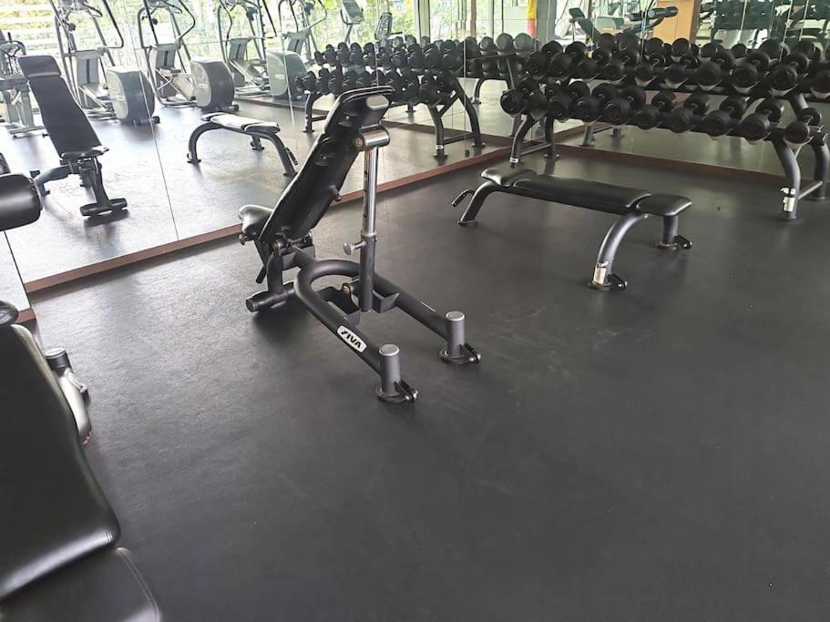 The Robertson 5 Minutes To Jalan Alor Street Bukit Bintang Pavilion 7 Pax 2r1b Apartment
