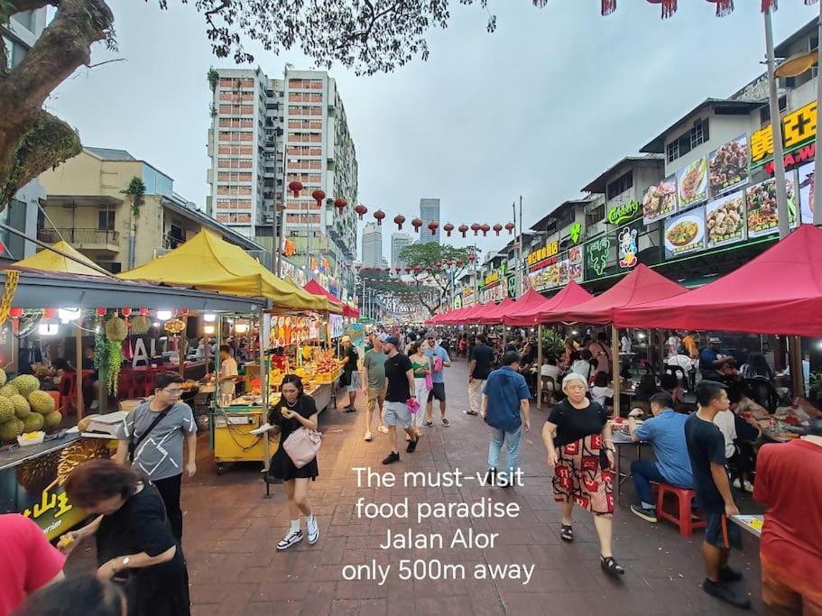The Robertson 5 Minutes To Jalan Alor Street Bukit Bintang Pavilion 7 Pax 2r1b