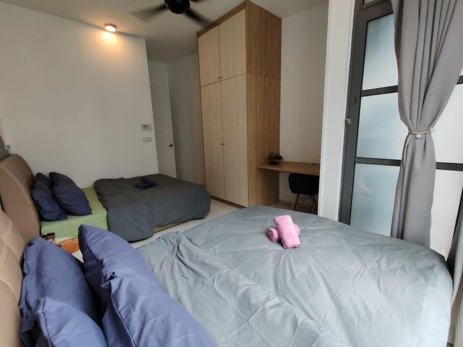 The Robertson 5 Minutes To Jalan Alor Street Bukit Bintang Pavilion 7 Pax 2r1b Apartment *
