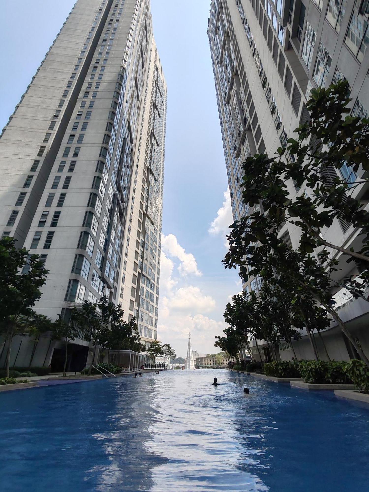 Apartment The Robertson 5 Minutes To Jalan Alor Street Bukit Bintang Pavilion 7 Pax 2r1b *